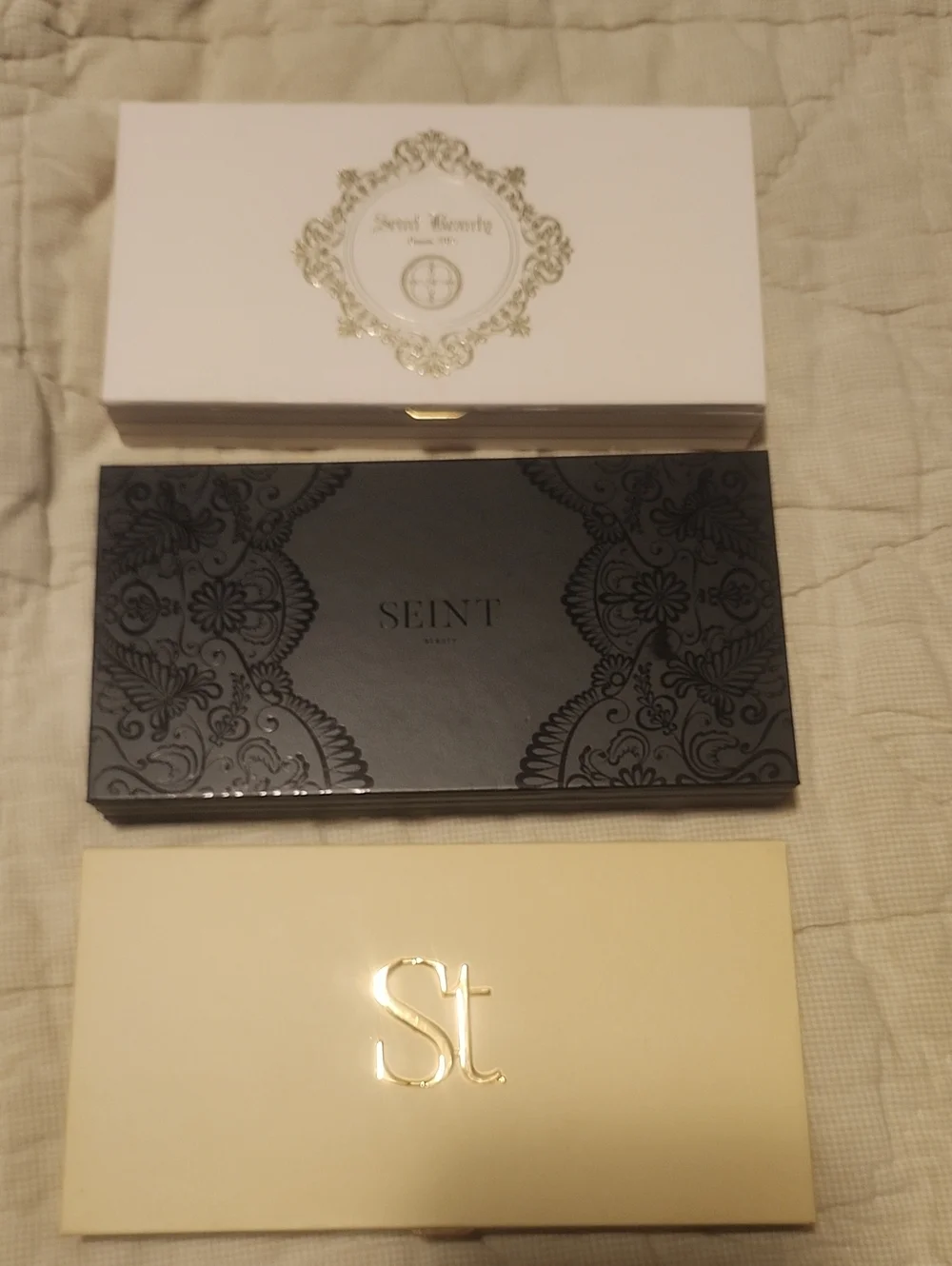 Seint Makeup Palette Trio - White, Black, Gold Cases - Picture 1 of 4